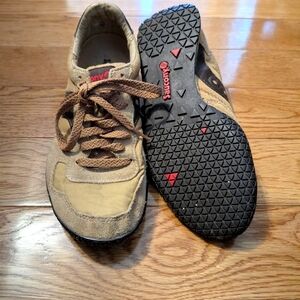 Saucony sneakers